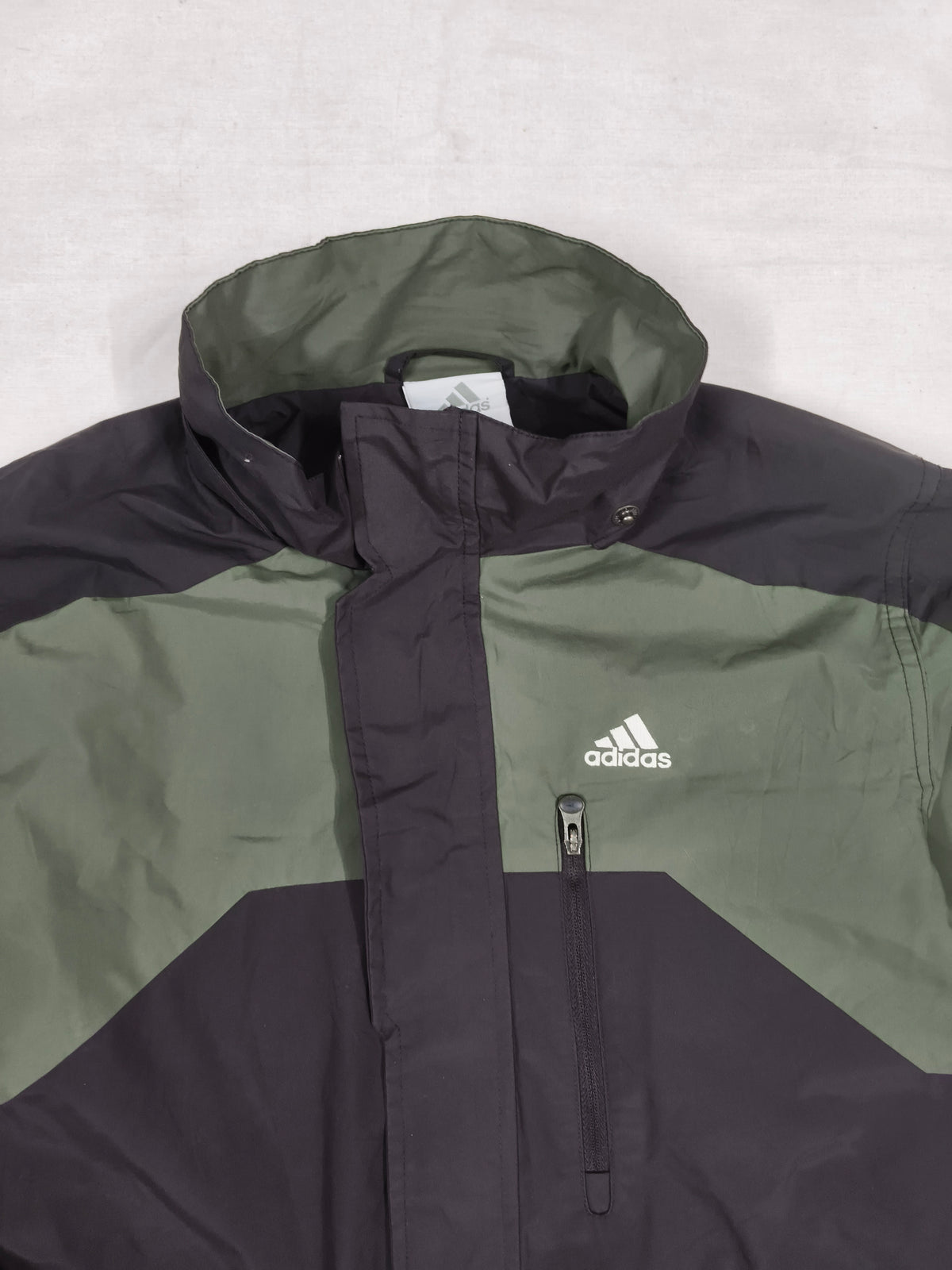 adidas windbreaker M