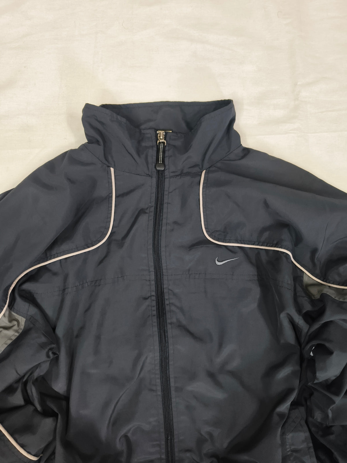 Nike windbreaker XL & 2XL